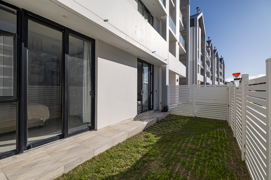 2 Bedroom Property for Sale in Summerstrand Eastern Cape